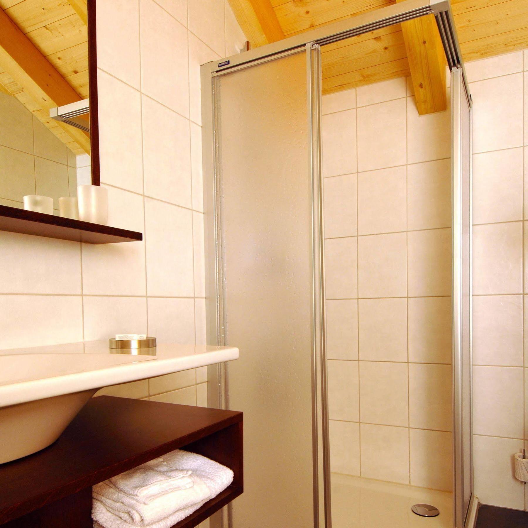 Hotel Viktoria-Leukerbad-Therme Eksteriør bilde